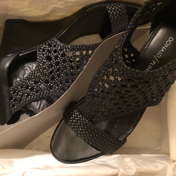 Donald Pliner Black Jolie Woven Napa Leather Wedge - Picture 7 of 8